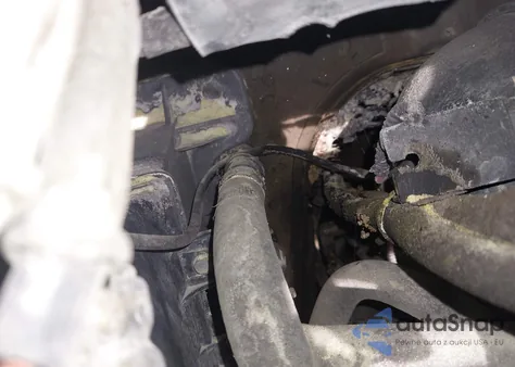 2000 Ford E-250 Commercial z USA, uszkodzony, nr VIN 1FTNE2422YHB89648